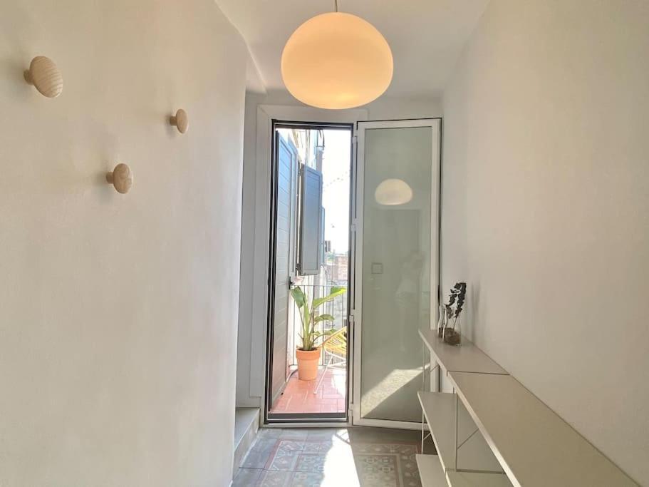 Lively 1 Bdr With Private Terrace Born Apartment